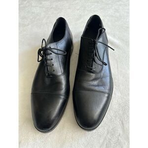 Men’s black leather dress shoe Cole Haan size 12 ￼￼